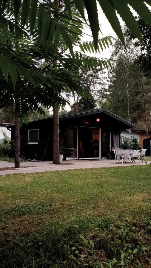 Domek Pod Trzema Kuropatwami Ily Kolo Urli Exterior foto